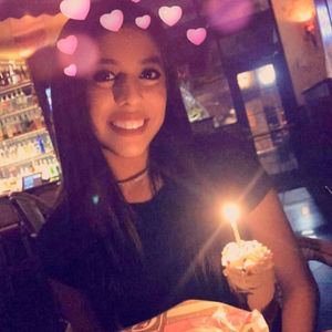 Meet your Posher, Dolores